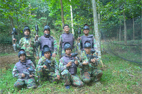 Paintball (7) Paintball (7)